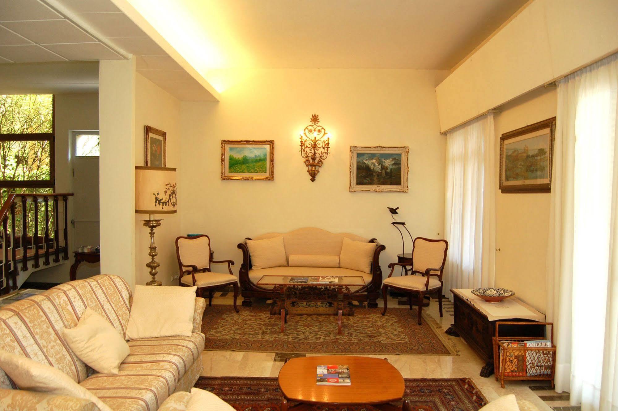 Hotel Broglia Sirmione Exterior photo
